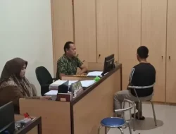 Hanya gegara uang 27 ribu, memicu penganiayaan dan direkam viral